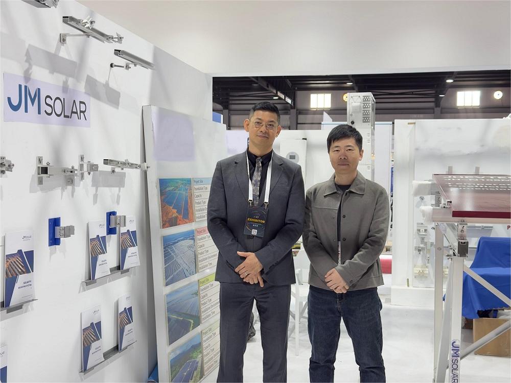 展覧会レビュー | イラクでJinMega！