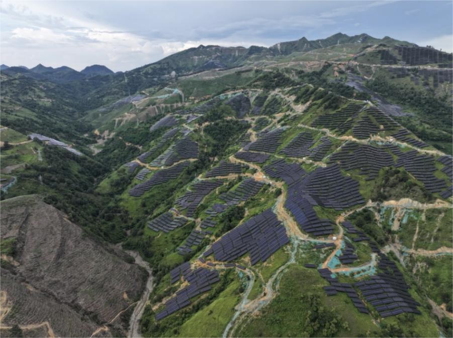 IRENA：世界の太陽光発電設備の増設量は2025年に過去最高の511GWに達する見込み